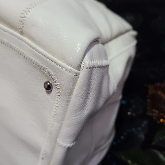 Chanel Bag - Picture 10 of 16